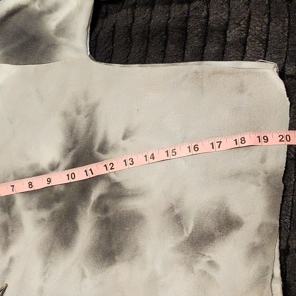 Rue 21 - SM Gray/White Cloudy Day Tie Dye Cropped Hoodie - Picture 8 of 10